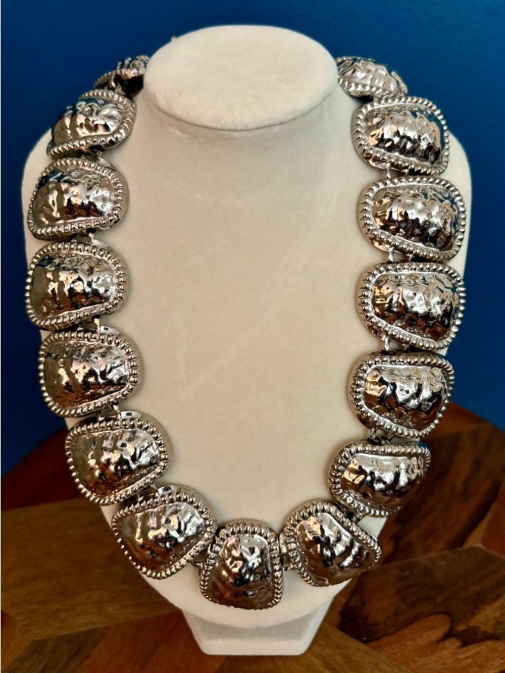 Southern Silver-Tone Hammered Concha Necklace